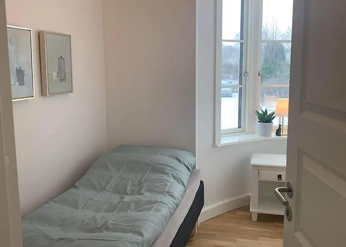 Villa F27-s 4 People, 4 Bedrooms, Fully Furnished *
